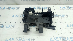 Ford Mustang mk6 18-20 underhood fuse box housing