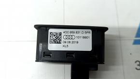 Audi Q3 83A 19-25 trunk lid closing button with lock