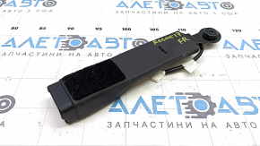 19-20 Nissan Rogue passenger seat belt latch black
