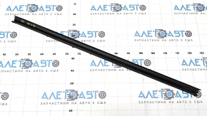 Inner glass seal for the front right door of an Audi Q3 83A 19-25