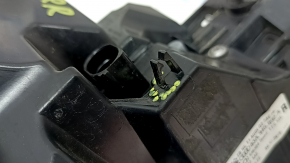 Audi Q3 83A 19-25 LED right outer fender light, broken mount