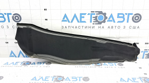 The left hood-wing seal for a BMW X1 F48 16-22 has broken fasteners.