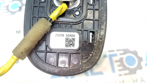 The antenna fin assembly on a Nissan Leaf 2018-2019 is broken.