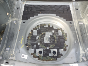 Mazda 6 14-21 trunk tray on the body