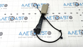 Driver's seat belt latch for a 1997 Honda Accord (beige)