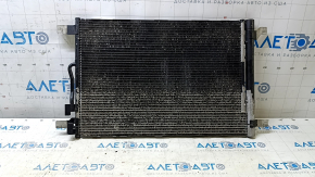 The air conditioning radiator condenser Audi A3 8V 15-20 1.4T, 1.8T, 2.0T has broken honeycombs