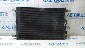 The air conditioning radiator condenser Audi A3 8V 15-20 1.4T, 1.8T, 2.0T has broken honeycombs