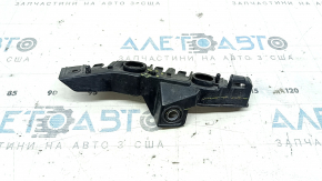 The front bumper mount, left, VW Tiguan 18-20, is broken.