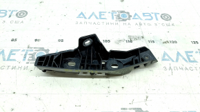 The front right bumper mount for a VW Tiguan 18-20 is broken.