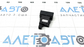Mazda 6 18-21 hazard warning light button