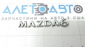 Mazda 6 emblem on the trunk lid of the Mazda 6 19-21
