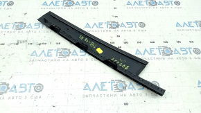 Rear left side door trim for VW Tiguan 18-24, gloss black, broken guides, broken mount, scratches, glue