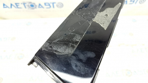 VW Tiguan 18-20 front right side door trim, gloss black, broken mount, scratches, glue
