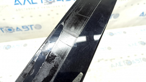 VW Tiguan 18-20 front right side door trim, gloss black, broken mount, scratches, glue