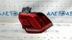 Right outer fender light for a VW Tiguan 18-24 USA, scratches
