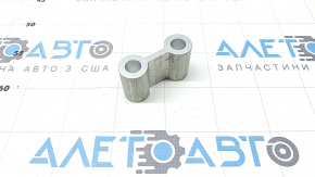 Left rear stabilizer bar mounting bushing for Jeep Grand Cherokee WL 21-25