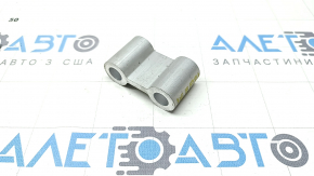 Left rear stabilizer bar mounting bushing for Jeep Grand Cherokee WL 21-25