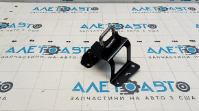 Left hood latch bracket for Volvo XC40 19-25