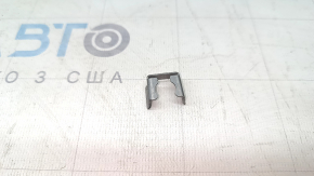 Fuel injector mounting bracket for Fiat 500 12-17 1.4