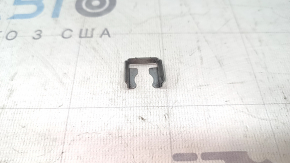 Fuel injector mounting bracket for Fiat 500 12-17 1.4