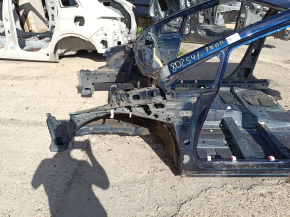 Front left quarter panel of Toyota Prius 30 10-15 on the body, blue