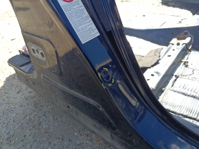 The central right body pillar of Toyota Prius 30 10-15 on the body, butt