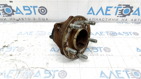Rear left hub Hyundai Santa FE Sport 13-18 FWD, rusty