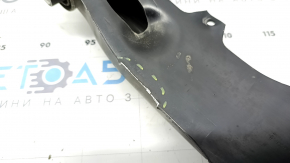 Lower control arm under the rear right spring, Jeep Grand Cherokee WL 21-25, missing fragment