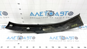 Jeep Cherokee KL 19-22 rear left fender arch trim on bumper, black, crack in mount