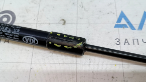 Left hood shock absorber for Kia Sorento 16-20, crack on cap