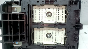 Jeep Grand Cherokee WL 21-25 3.6 hood fuse box