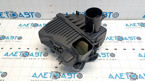 Toyota Sienna 22-25 air filter housing assembly with flow meter