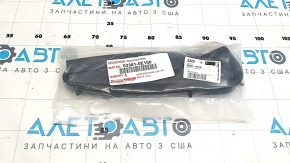 Hood Seal Toyota Highlander 20- on the hood