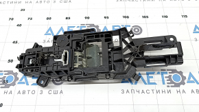 Rear left door handle mechanism for a Jeep Grand Cherokee WL 21-25