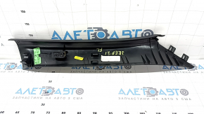 Jeep Grand Cherokee WL 21-25 black upper left front pillar trim