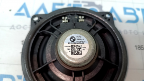 The rear right door speaker of the BMW X5 G05 19-24 HiFi is dented.