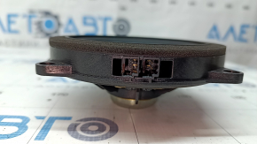 The front left door speaker of the BMW X5 G05 19-24 HiFi is dented.