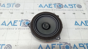 The front right door speaker of the BMW X5 G05 19-24 HiFi is dented.