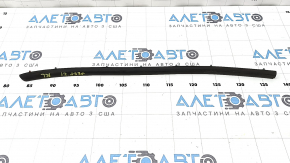 Rear left side door seal for Jeep Grand Cherokee WL 21-25 rear