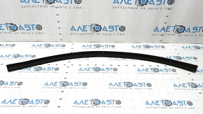 Jeep Grand Cherokee WL 21-25 Rear Hood Seal