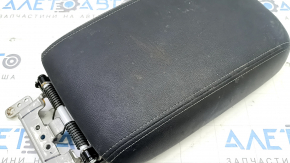 Kia Sorento 19-20 armrest, black leather, ready to clean