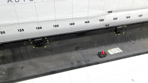 Left sill for a Kia Sorento 16-20, structure, scuffed, cracks in the fasteners