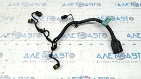 Wiring for fuel injectors on a Hyundai Santa FE Sport 13-18
