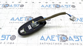 Kia Sorento 19-20 antenna socket without navigation