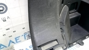Left arch trim for a 19-20 Kia Sorento, black, under the 3rd row and the 3rd row air vent, scratches, scuffs