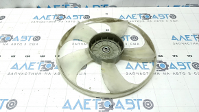 Right cooling fan impeller cracked on Subaru Outback 15-19