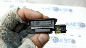 Keyless button for trunk door Jeep Grand Cherokee WL 21-25