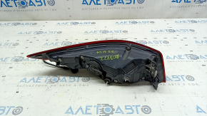Mazda 3 19-22 4D Right Outer Fender Light for Polishing