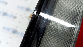 Right inner tailgate light for Jeep Grand Cherokee WL 21-25 LED, long, scratches, broken mount, debris inside