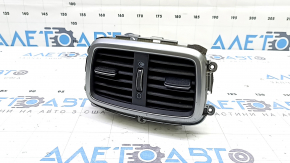 Kia Sorento 16-20 center console air vent is worn out